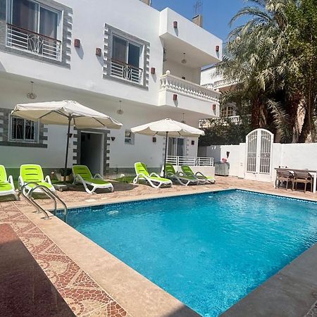 Moon House Of Luxor Apartment Екстериор снимка