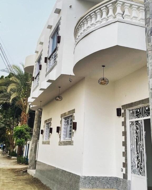 Moon House Of Luxor Apartment Екстериор снимка