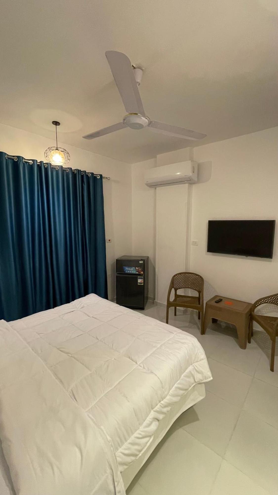 Moon House Of Luxor Apartment Екстериор снимка