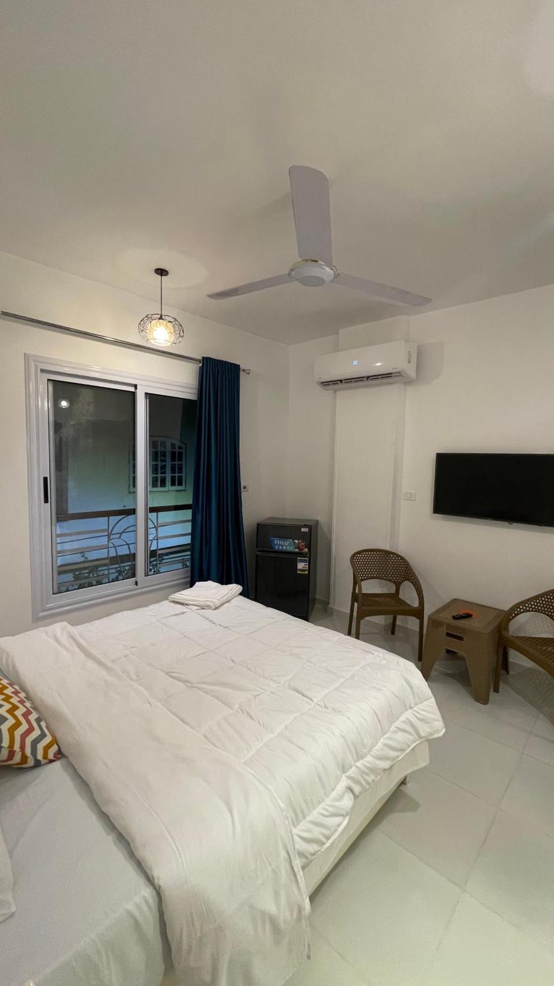Moon House Of Luxor Apartment Екстериор снимка