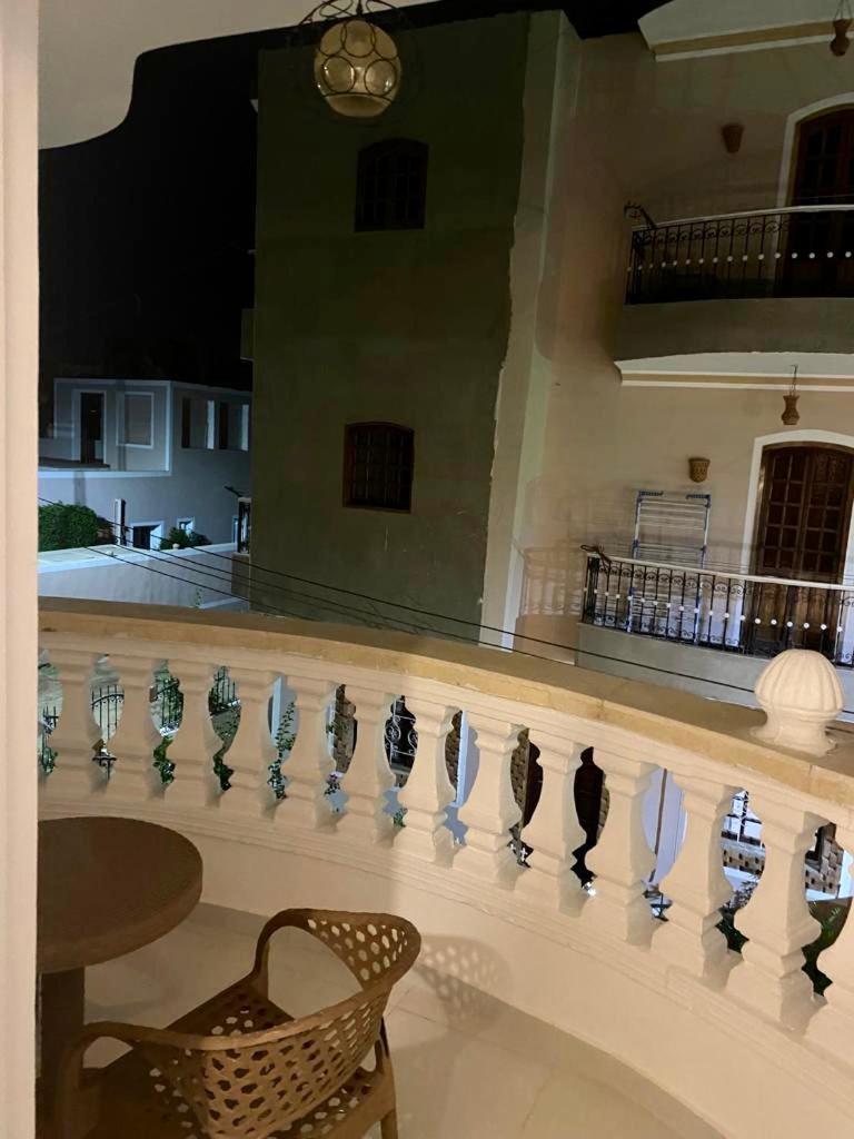 Moon House Of Luxor Apartment Екстериор снимка