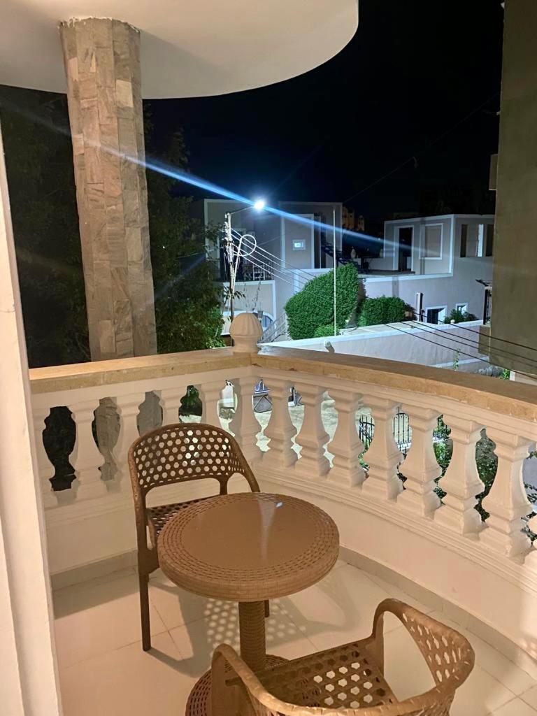 Moon House Of Luxor Apartment Екстериор снимка