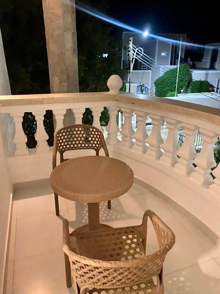 Moon House Of Luxor Apartment Екстериор снимка