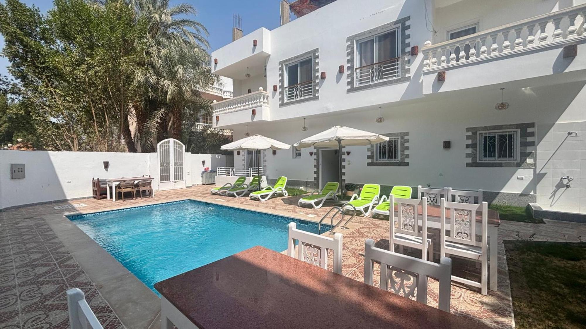 Moon House Of Luxor Apartment Екстериор снимка