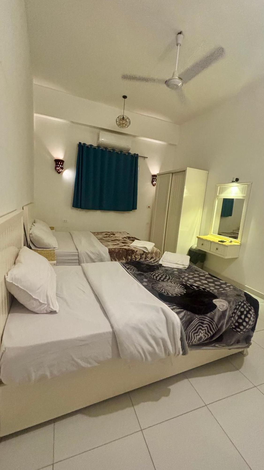 Moon House Of Luxor Apartment Екстериор снимка
