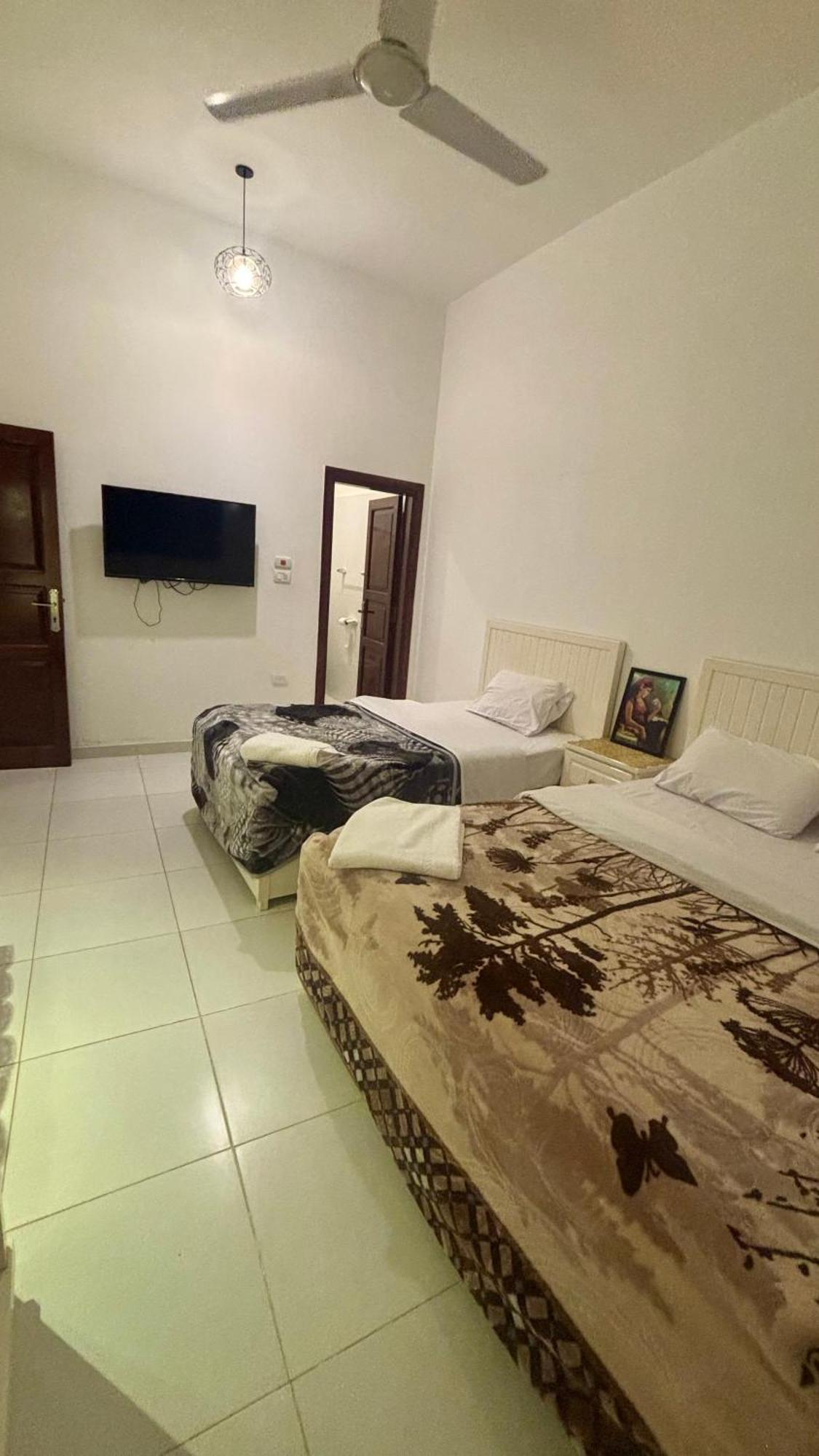 Moon House Of Luxor Apartment Екстериор снимка